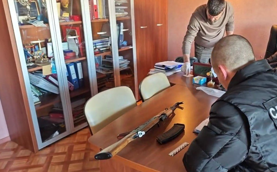 "Застрелили прямо в кабинете": на Камчатке убили директора гостиничного комплекса | На Камчатке убили генерального директора гостиничного комплекса "Застрелили прямо в кабинете": на Камчатке убили директора гостиничного комплекса | На Камчатке убили генерального директора гостиничного комплекса