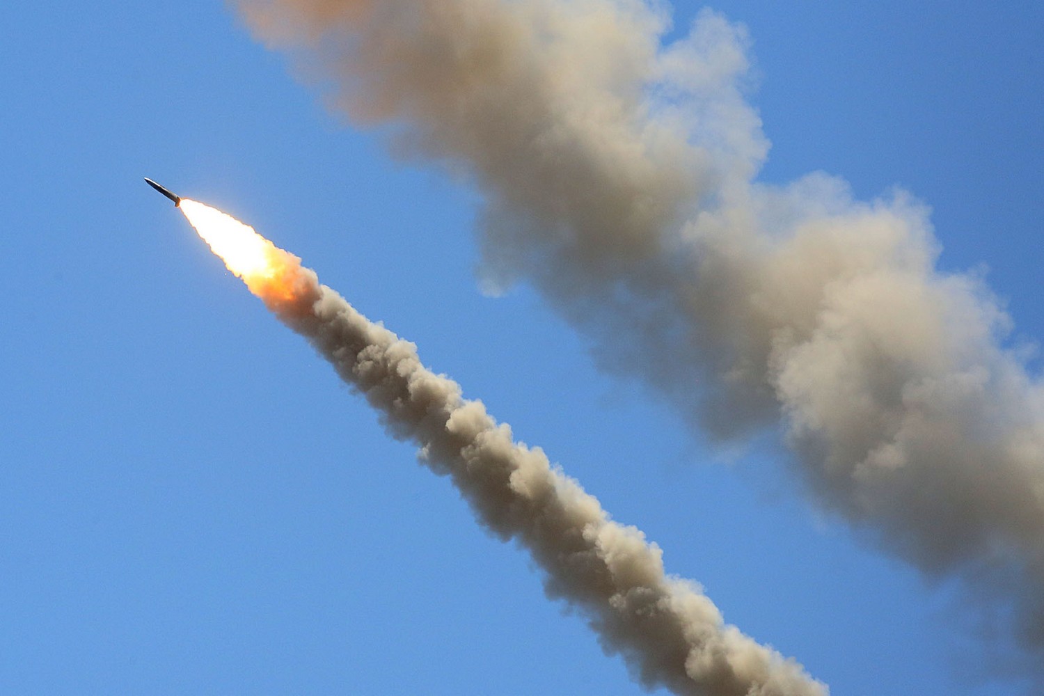 Власти Беларуси заявили, что Запад готовится к полномасштабным боевым действиям у границ республики Власти Беларуси заявили, что Запад готовится к полномасштабным боевым действиям у границ республики