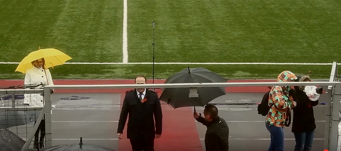 Мэр подмосковных Химок поздравлял ветеранов пьяным: "Мы одержали победу над фашшишизьмом". Видео