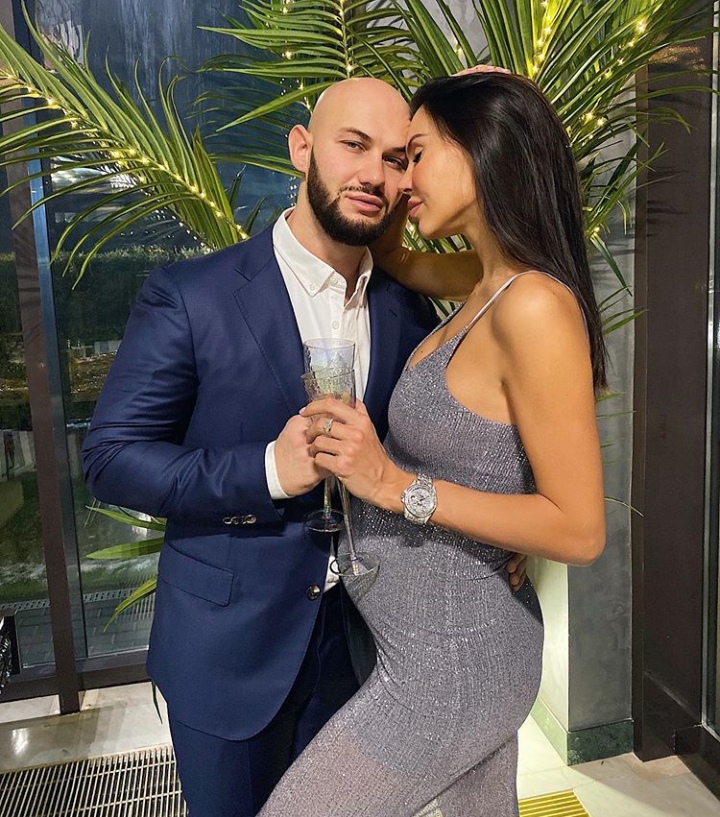 «Сосать, рожать, терпеть»: Оксана Самойлова будет жить, как 90 процентов женщин в нашей стране «Сосать, рожать, терпеть»: Оксана Самойлова будет жить, как 90 процентов женщин в нашей стране