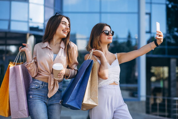 Основатель Uniqlo заявил, что сеть не вернется в Россию | Uniqlo не вернется в РФ из-за обещания основателя Тадаси Янаи