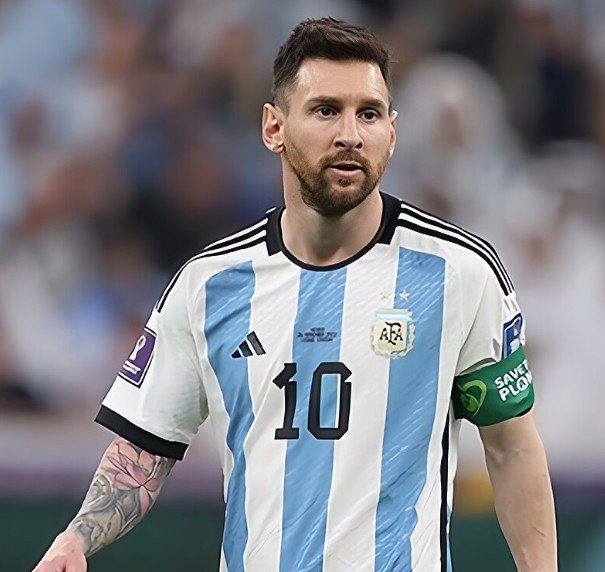 Месси потряс мир: 17 августа он забил юбилейный 875-й гол и переписал историю футбола | Месси стал самым молодым футболистом, оформившим 875-й гол в карьере