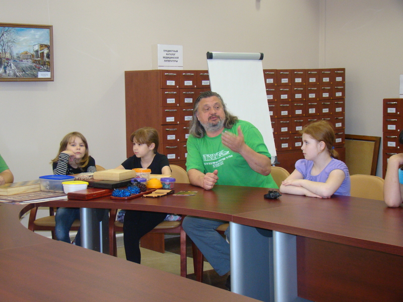 В Национальной библиотеке Карелии прошли встречи с писателями-фантастами и детскими авторами В Национальной библиотеке Карелии прошли встречи с писателями-фантастами и детскими авторами