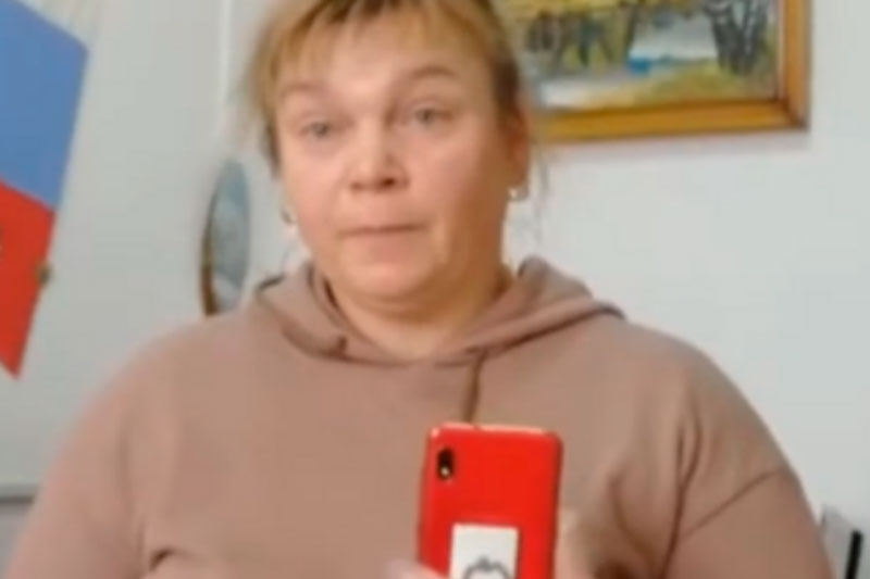 «Мат — моя форма защиты»: обругавшая избирателей депутат объяснила свои слова | Депутаты Североуральска наказали коллегу за мат при общении с жителями «Мат — моя форма защиты»: обругавшая избирателей депутат объяснила свои слова | Депутаты Североуральска наказали коллегу за мат при общении с жителями