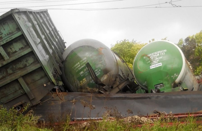 В связи с происшествием на Среднем Урале пассажирские поезда следуют по измененному маршруту В связи с происшествием на Среднем Урале пассажирские поезда следуют по измененному маршруту