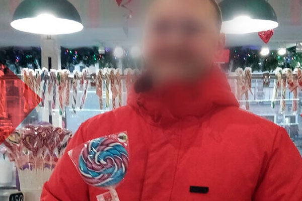 Смоленский аниматор разводил детей на интим Смоленский аниматор разводил детей на интим