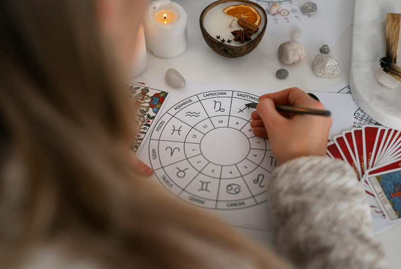 Любовь снесет с ног уже 22 марта: представители этих знаков зодиака встретят свое счастье - запомните главное правило