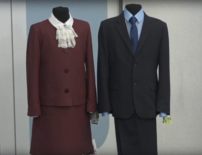 Зачем нужна школьная форма? В Минпросвещения объяснили, для чего ввели ГОСТ  | Минпросвещения разъяснило, зачем ввели ГОСТ на школьную форму