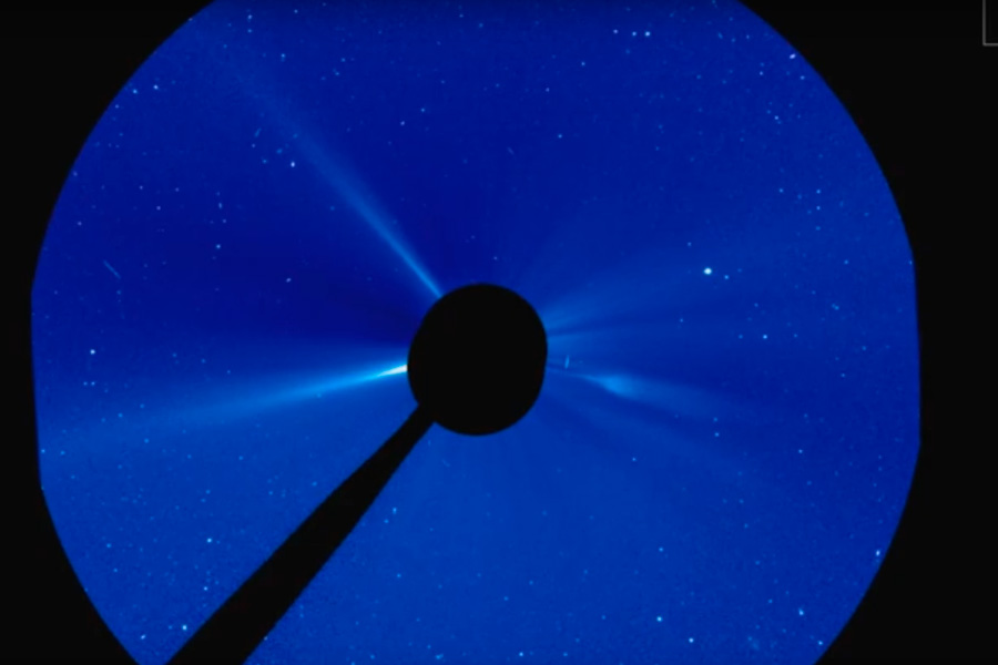 Спутник NASA зафиксировал «черное Солнце». ВИДЕО