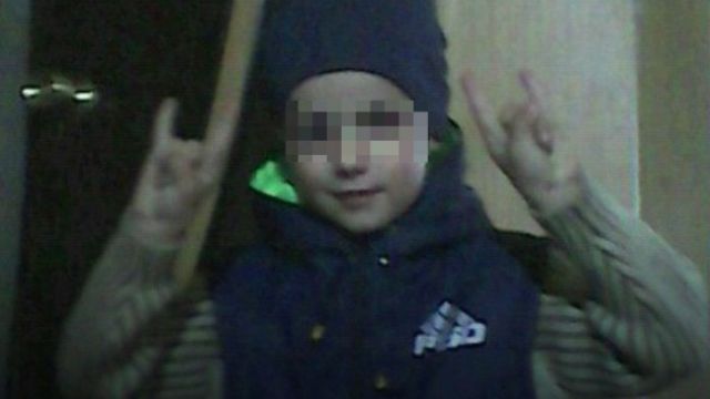 В Башкирии пятилетний мальчик умер после катания на горке В Башкирии пятилетний мальчик умер после катания на горке