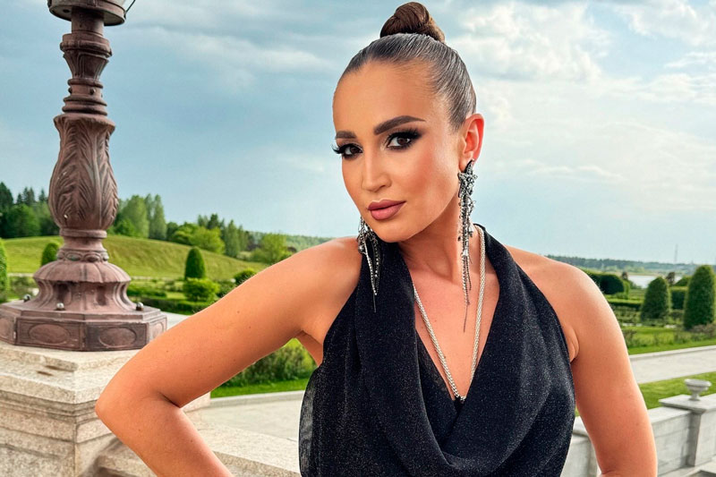 Бузова закатила сцену из-за багажа в Дубае. Видео | Ольга Бузова рассказала о непредвиденной ситуации в аэропорту Дубая Бузова закатила сцену из-за багажа в Дубае. Видео | Ольга Бузова рассказала о непредвиденной ситуации в аэропорту Дубая