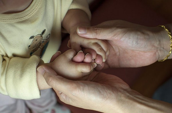 С 2026 года работодатели смогут платить сотрудникам до миллиона рублей за рождение ребенка без налогов | Россияне получат до 1 млн рублей от работодателя за рождение ребенка