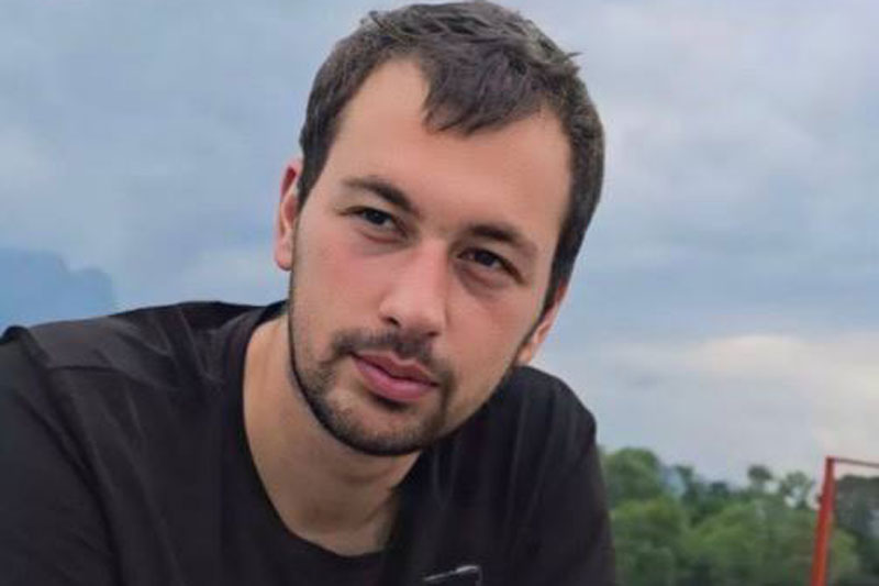 Тайна гибели ветеринара: Экстрасенсы раскрывают шокирующие факты о смерти парня из Владикавказа | Экстрасенсы раскрывают детали трагической гибели ветеринара Артура во Владикавказе Тайна гибели ветеринара: Экстрасенсы раскрывают шокирующие факты о смерти парня из Владикавказа | Экстрасенсы раскрывают детали трагической гибели ветеринара Артура во Владикавказе