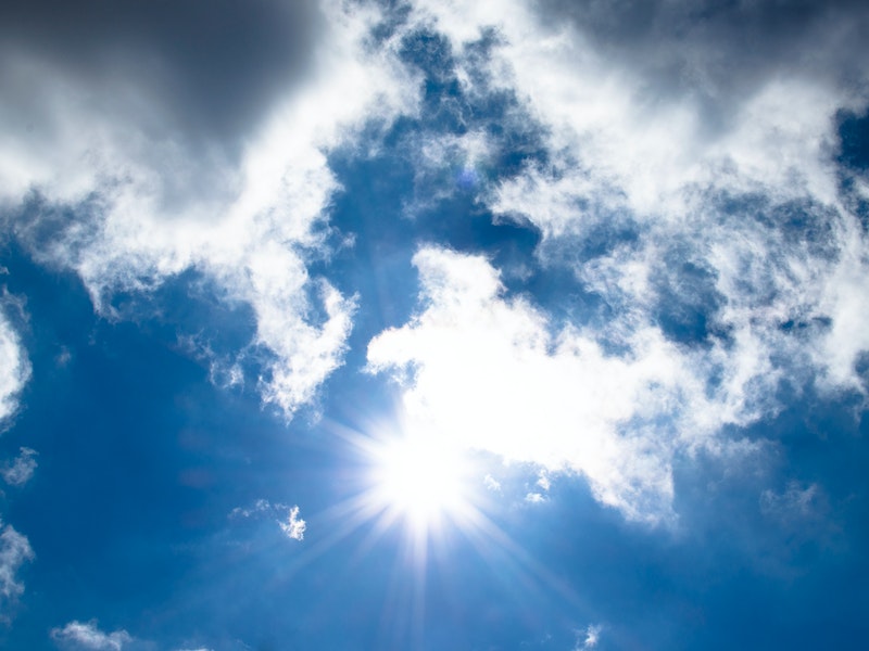 В Москву пришла изнуряющая жара до +29°С: эксперты предупреждают об опасности тепловых ударов | В Москве ожидается жаркая сухая погода до +29 °С В Москву пришла изнуряющая жара до +29°С: эксперты предупреждают об опасности тепловых ударов | В Москве ожидается жаркая сухая погода до +29 °С