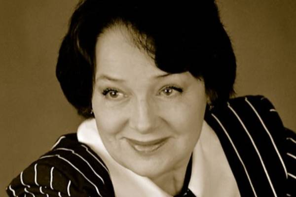 На 86-м году жизни скончалась народная артистка РСФСР Алефтина Евдокимова | Умерла актриса из драмы «Курьер» Алефтина Евдокимова На 86-м году жизни скончалась народная артистка РСФСР Алефтина Евдокимова | Умерла актриса из драмы «Курьер» Алефтина Евдокимова