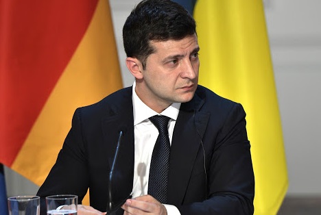 Парад Победы в Москве решили провести без Зеленского: Кремль назвал причину Парад Победы в Москве решили провести без Зеленского: Кремль назвал причину