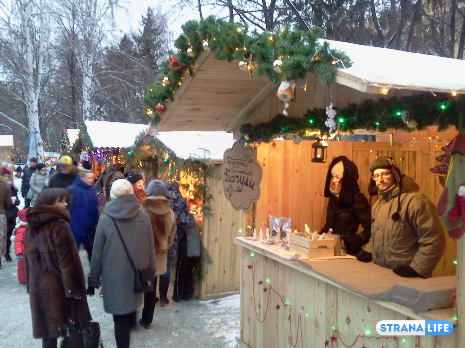 Началось! Дух Нового года и Рождества повеял над Россией. Пока — в католическом варианте