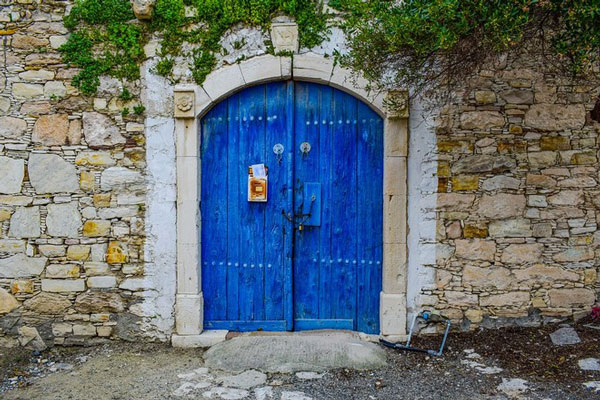 Кипр и Мальта отняли «золотые паспорта» у 45 россиян и белорусов