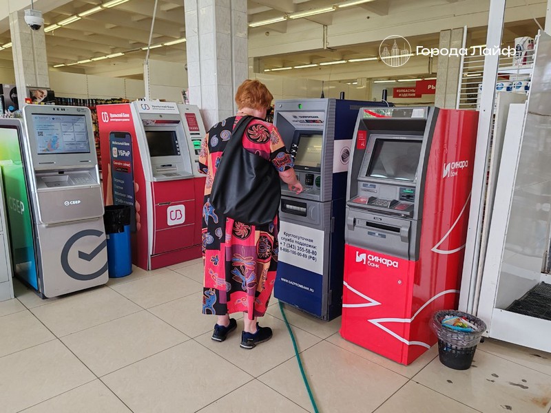 Глава Минфина США прокомментировал: "Подключение к SWIFT зависит от действий России!" | SWIFT и санкции: решение зависит от России, заявил министр финансов США