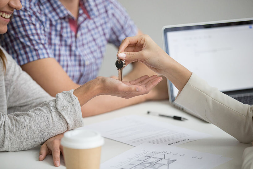 Квартиры за 250–490 тысяч рублей: топ самых бюджетных предложений на рынке жилья по данным "Авито" | Квартира за 250 тыс.: где продают самые дешёвые "однушки" Квартиры за 250–490 тысяч рублей: топ самых бюджетных предложений на рынке жилья по данным "Авито" | Квартира за 250 тыс.: где продают самые дешёвые "однушки"