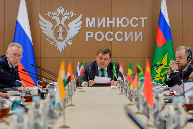 Минюст России внёс в список иноагентов «BRIEF», «Незыгарь» и «Сирену» | Минюст РФ внёс «BRIEF» в реестр иноагентов Минюст России внёс в список иноагентов «BRIEF», «Незыгарь» и «Сирену» | Минюст РФ внёс «BRIEF» в реестр иноагентов