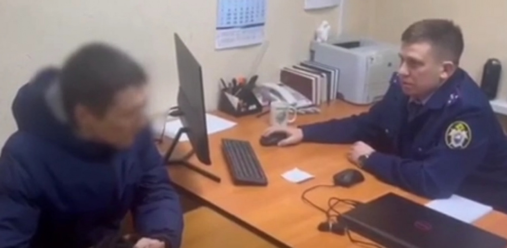 "Участвовал в поисках": в Калининградской области отчим убил 7-летнего пасынка | В Черняховске нашли тело убитого семилетнего мальчика "Участвовал в поисках": в Калининградской области отчим убил 7-летнего пасынка | В Черняховске нашли тело убитого семилетнего мальчика