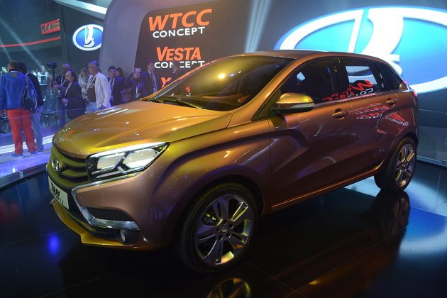 X-дизайн: новый автомобиль Toyota получил внешний вид Lada Xray