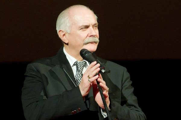 Никита Михалков вновь призвал закрыть «Ельцин-центр» Никита Михалков вновь призвал закрыть «Ельцин-центр»