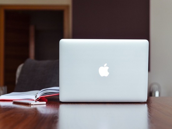 Apple запретила россиянам смотреть презентацию новых товаров Apple запретила россиянам смотреть презентацию новых товаров