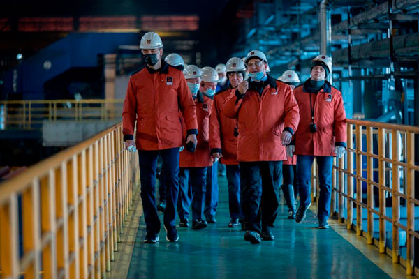 ТМК продемонстрировала модернизированные мощности СТЗ руководству Минпромторга и Минфина РФ ТМК продемонстрировала модернизированные мощности СТЗ руководству Минпромторга и Минфина РФ