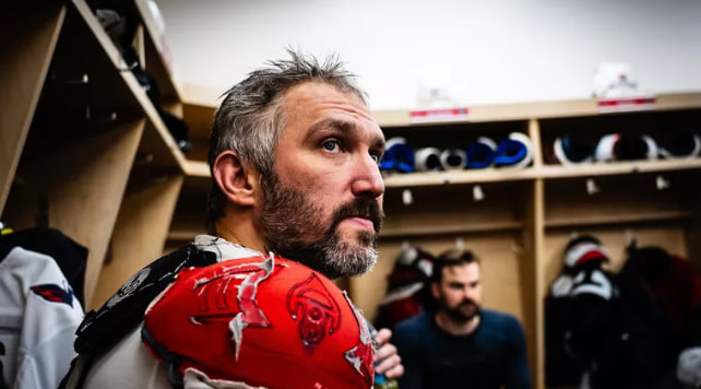 В Вашингтоне официально утвердили "День Александра Овечкина" | Мэр Вашингтона объявила об утверждении "Дня Александра Овечкина"