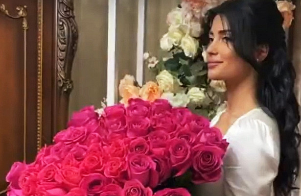 Секс-скандал на свадьбе: невеста опозорила чемпиона мира Секс-скандал на свадьбе: невеста опозорила чемпиона мира