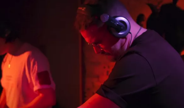 Водолазы нашли тело основателя группы Cream Soda Дмитрия Свиргунова Водолазы нашли тело основателя группы Cream Soda Дмитрия Свиргунова