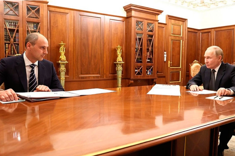 Гращенков: главам Башкирии, Ингушетии и Оренбуржья грозит досрочная отставка | Названы три российских губернатора, которым грозит отставка Гращенков: главам Башкирии, Ингушетии и Оренбуржья грозит досрочная отставка | Названы три российских губернатора, которым грозит отставка