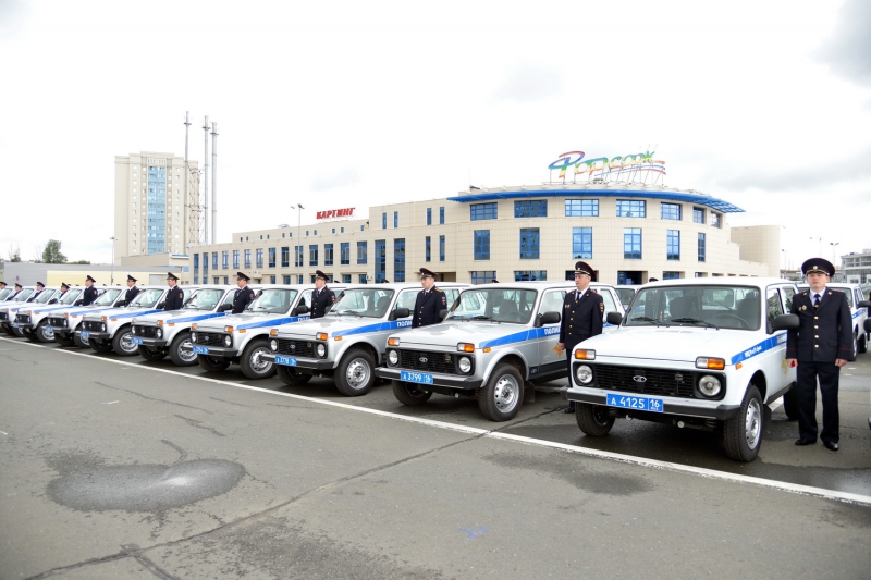 Полицейский автопарк Татарстана пополнился новыми служебными автомобилями Полицейский автопарк Татарстана пополнился новыми служебными автомобилями