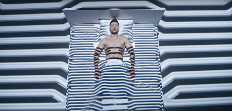 Песня Лазарева для "Евровидения" вытеснила хит про "Лабутены" с первой строчки в iTunes Песня Лазарева для "Евровидения" вытеснила хит про "Лабутены" с первой строчки в iTunes