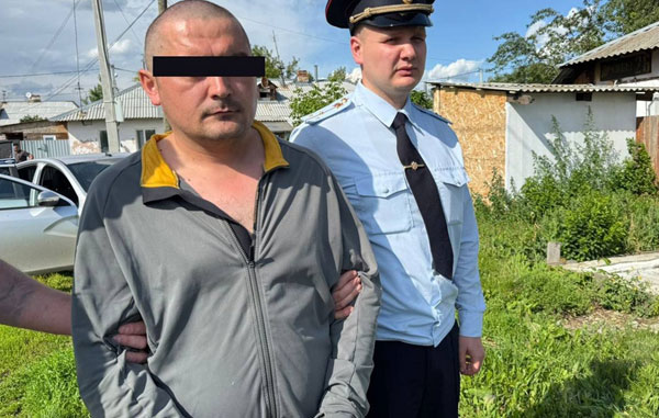 «Резко бросил пить»: жителя Урала задержали за зверское нападение на продавщицу | Свердловский СК сообщил о задержании по делу о жестоком нападении на женщину