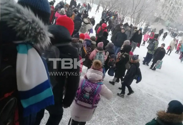 Красноярский подросток, задержанный за рассылку ложных писем о минированиях, останется в СИЗО до мая