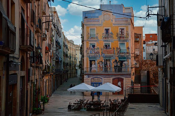 Испания начнёт принимать туристов без сертификатов вакцинации