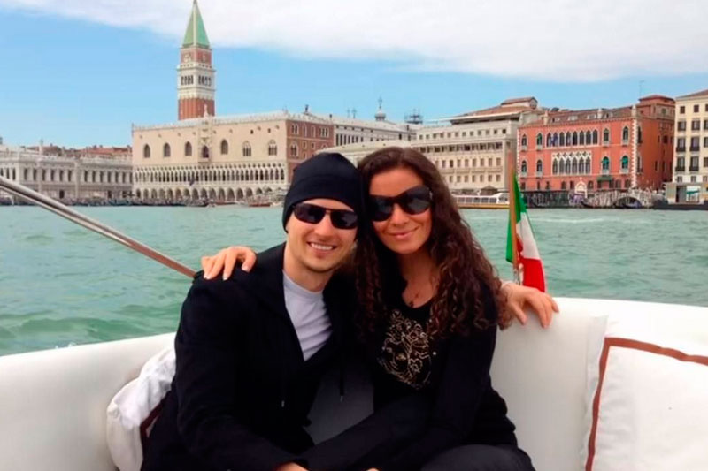 Мать троих детей Дурова опубликовала эксклюзивные семейные фото | Мать детей Дурова Болгар выложила в Сеть архивные семейные фотографии