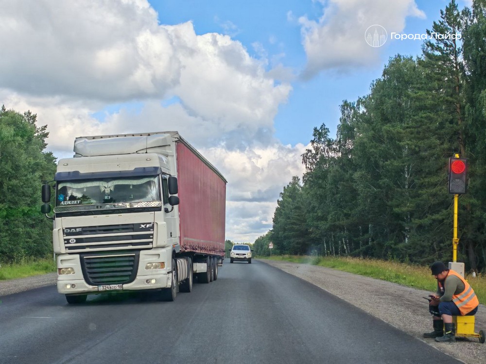 600 тысяч за чужой перевес: в России растёт число штрафов из-за фальшивых номеров | В России легковушки получают штрафы до 600 тыс. рублей из-за фур с поддельными номерами 600 тысяч за чужой перевес: в России растёт число штрафов из-за фальшивых номеров | В России легковушки получают штрафы до 600 тыс. рублей из-за фур с поддельными номерами