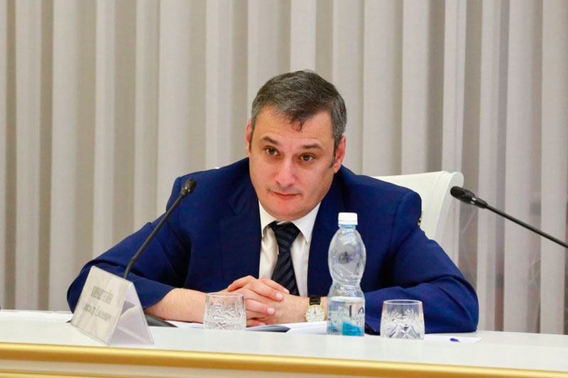 Губернатор Курской области Хинштейн попал в ДТП и был госпитализирован | Губернатор Курской области Хинштейн пострадал в ДТП Губернатор Курской области Хинштейн попал в ДТП и был госпитализирован | Губернатор Курской области Хинштейн пострадал в ДТП