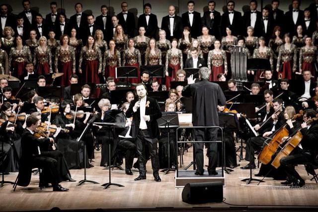 Все "Песни нашей Родины" — в исполнении Василия Ладюка и Александры Пахмутовой 23 февраля! Все "Песни нашей Родины" — в исполнении Василия Ладюка и Александры Пахмутовой 23 февраля!