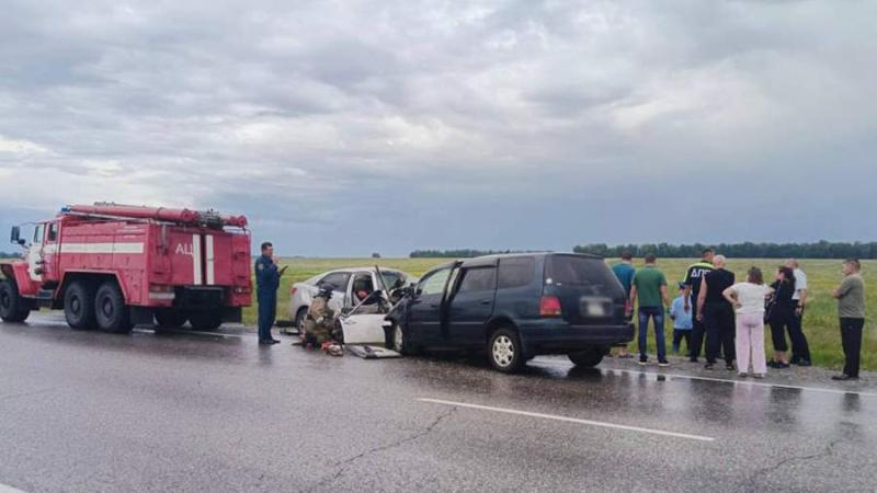 Пять человек погибли в ДТП в Алтайском крае: прокуратура начала проверку | На трассе Бийск – Смоленское произошло смертельное ДТП Пять человек погибли в ДТП в Алтайском крае: прокуратура начала проверку | На трассе Бийск – Смоленское произошло смертельное ДТП