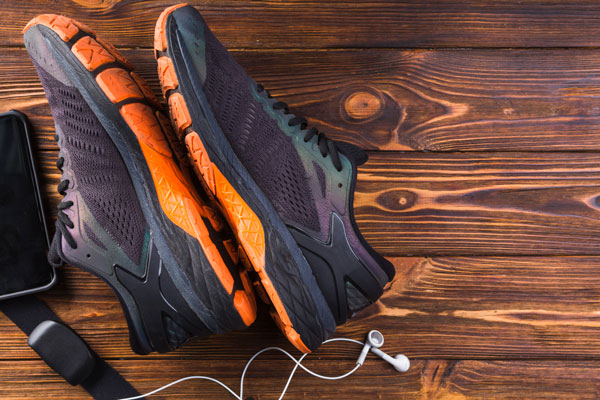 Ортопед объяснил, как выбрать летнюю обувь без вреда для стоп | Врач Беляков напомнил, что неподходящая обувь может привести к деформации стопы Ортопед объяснил, как выбрать летнюю обувь без вреда для стоп | Врач Беляков напомнил, что неподходящая обувь может привести к деформации стопы