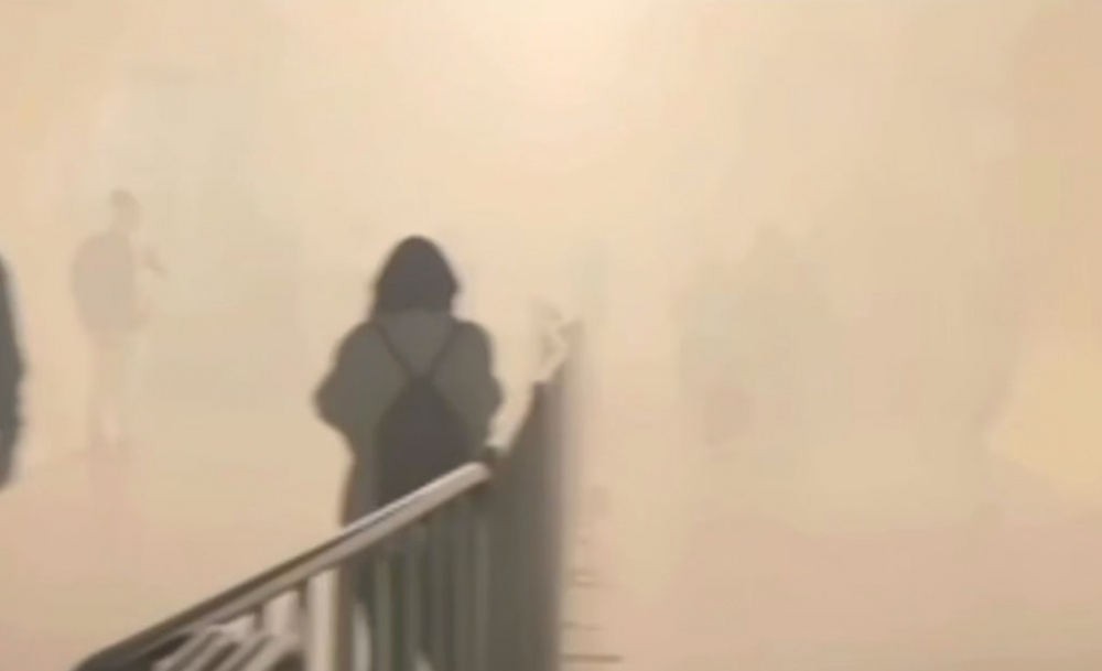 "Причины неизвестны": в Москве произошло задымление на станции «Савеловская» | Станцию метро "Савеловская" в Москве окутал дым "Причины неизвестны": в Москве произошло задымление на станции «Савеловская» | Станцию метро "Савеловская" в Москве окутал дым