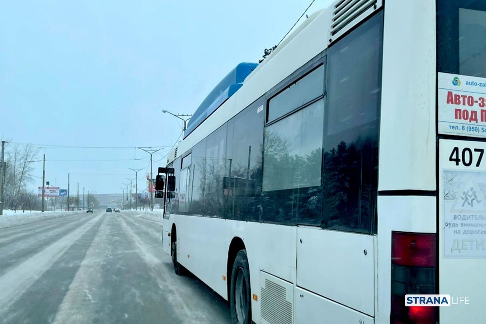 Российским водителям автобусов запретили ездить больше 70 км/ч Российским водителям автобусов запретили ездить больше 70 км/ч