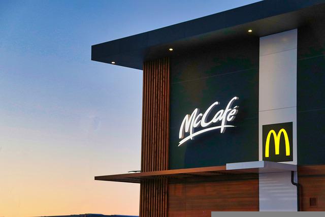 Минпромторг допустил, что российский аналог «Макдоналдс» сохранит оригинальную рецептуру