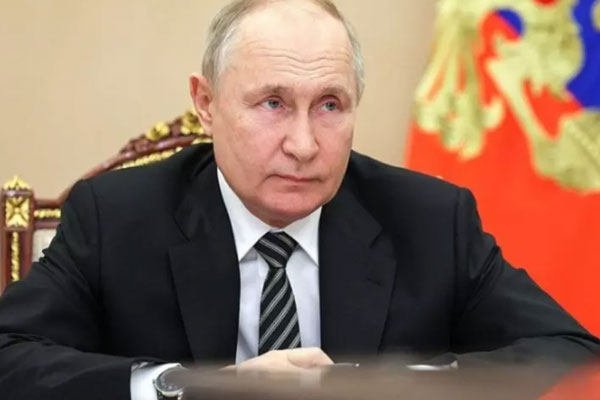 Песков заявил, что интервью Путина Карлсону выйдет на сайте Кремля утром 9 февраля