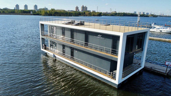 Плавучий двухэтажный пентхаус Flagman 220 стоимостью 150 млн рублей стал самым дорогим товаром на российских маркетплейсах | Houseboat: уникальный пентхаус, объединяющий комфорт жилья и свободу воды Плавучий двухэтажный пентхаус Flagman 220 стоимостью 150 млн рублей стал самым дорогим товаром на российских маркетплейсах | Houseboat: уникальный пентхаус, объединяющий комфорт жилья и свободу воды